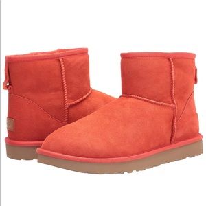 UGG Australia Classic Mini Great Condition